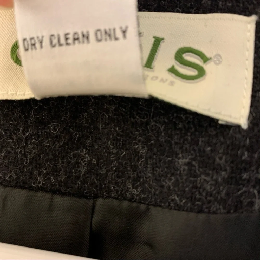 Orvis Wool Open Blazer w Floral Embroidery - Picture 7 of 7